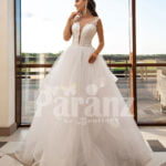Multi-layer flared tulle skirt pearl white wedding gown with glam bodice
