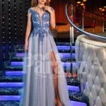 Womens elegant evening gown with side slit tulle skirt and royal appliquéd bodice