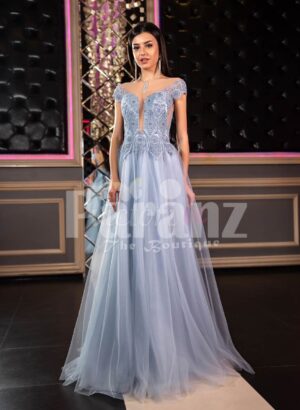 Womens off-shoulder style princess like evening party gown with tulle skirt