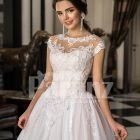 Womens princess style super gorgeous flared wedding tulle gown in pearl white
