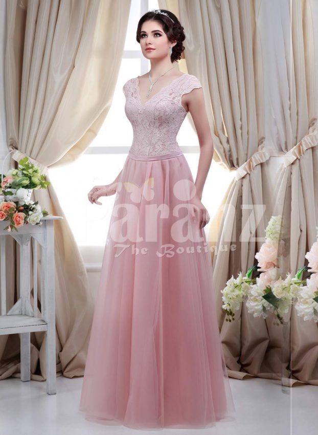 Women’s small cap sleeve royal bodice evening gown with light pink long tulle skirt