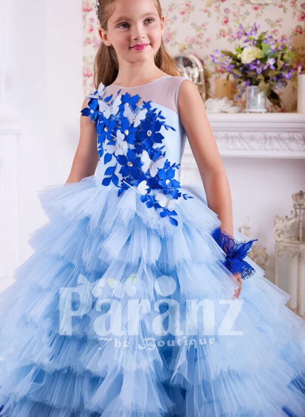 A majestic long formal dress for little girls blue