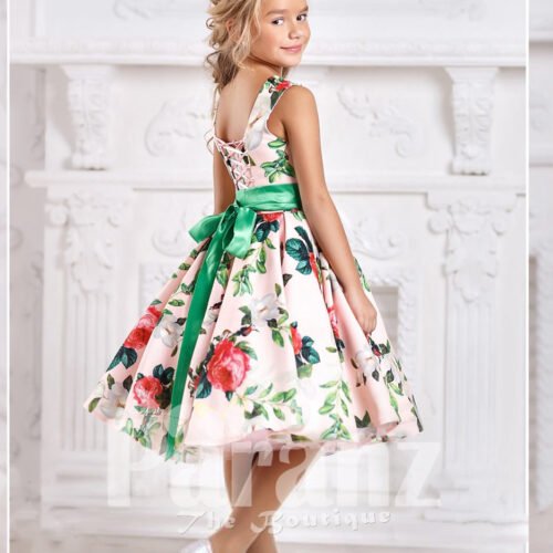 A plush dress for little girls that radiates grandeur