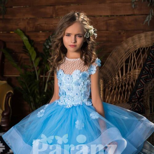 High volume 3 layered tulle princess skirt dress with flower appliquéd ...